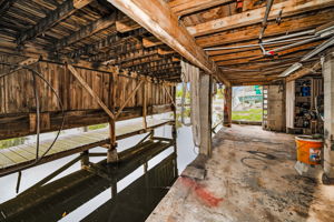 Boat House5