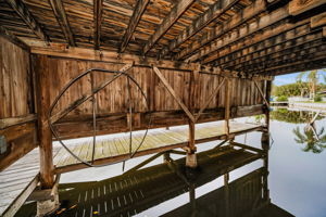 Boat House6