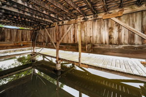 Boat House8