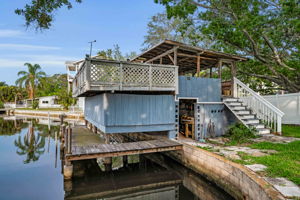 Yard Water View3
