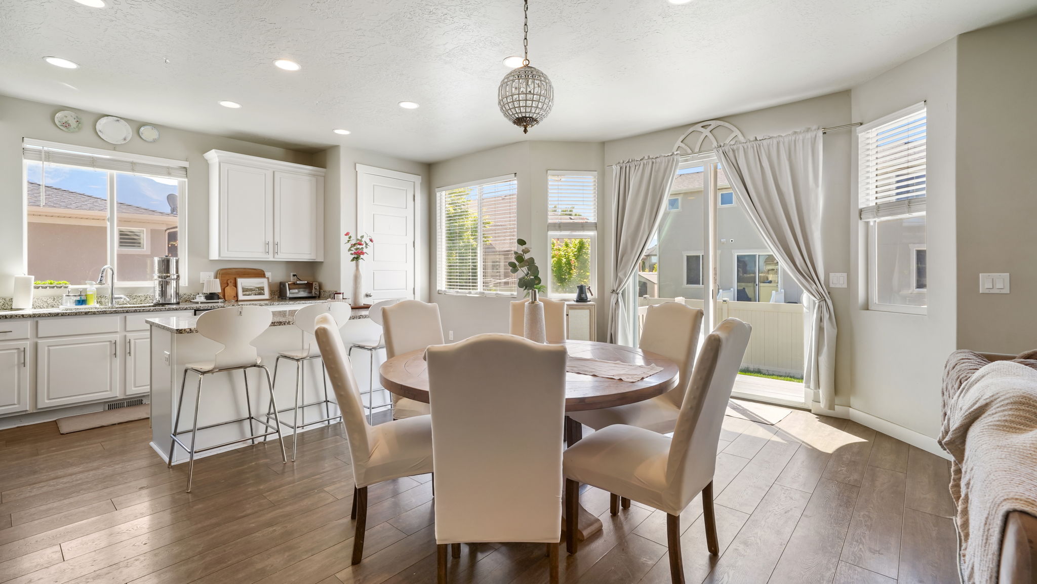 394 Rockwood Way, Stansbury Park, UT 84074, USA Photo 10