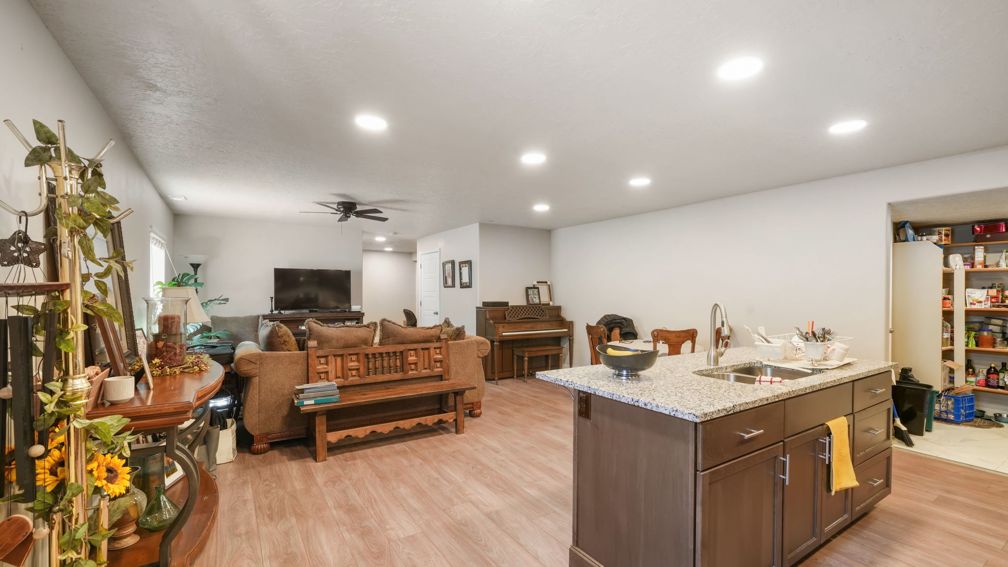 394 Rockwood Way, Stansbury Park, UT 84074, USA Photo 28