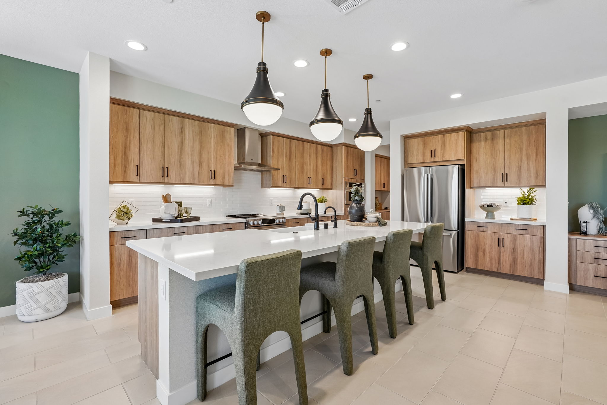 39403 Saddle Dr-S0409-013