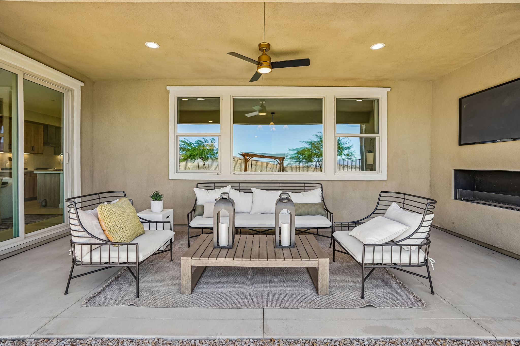 39403 Saddle Dr-S0409-036