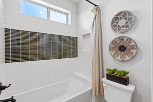 39403 Saddle Dr-S0409-033
