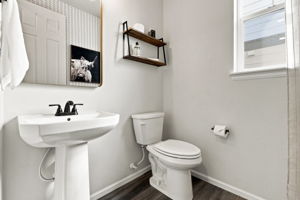  Photo 23