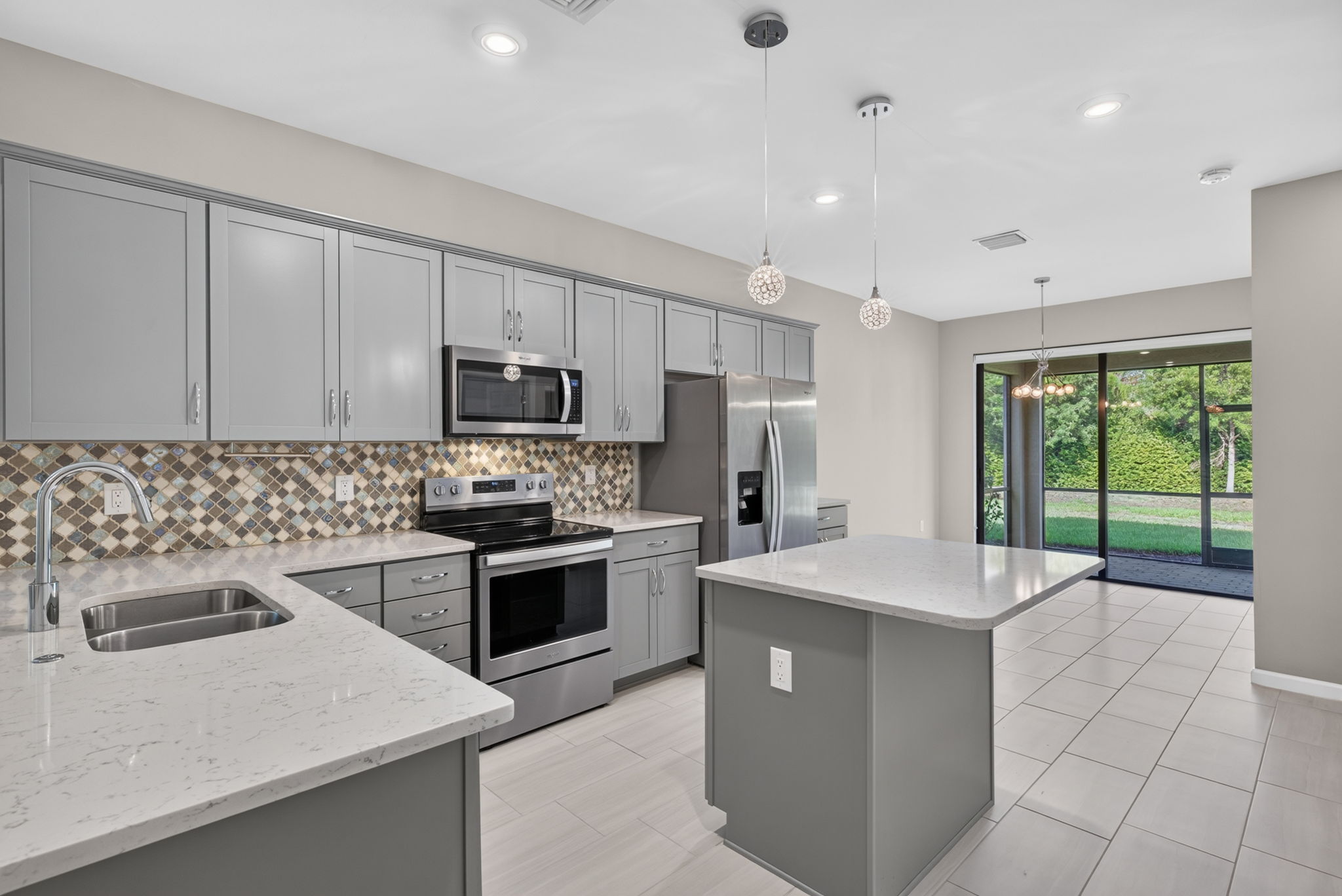 Kitchen 1 of 5