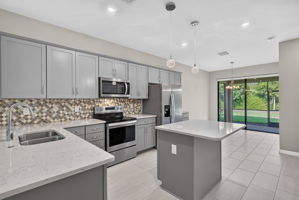 Kitchen 1 of 5