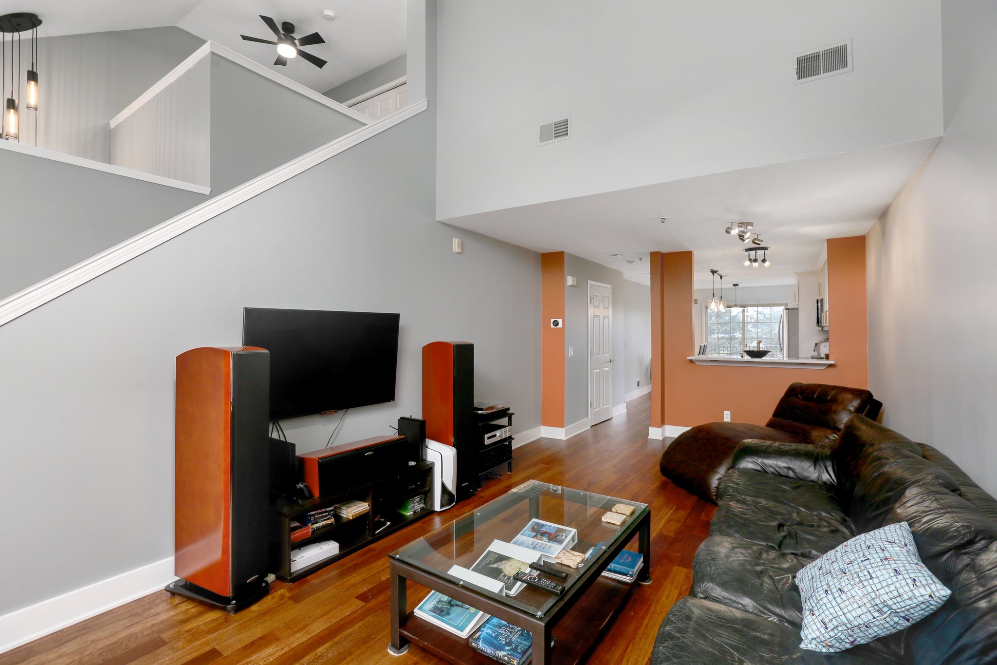  39478 Springwater Dr, Northville, MI 48168, US Photo 6