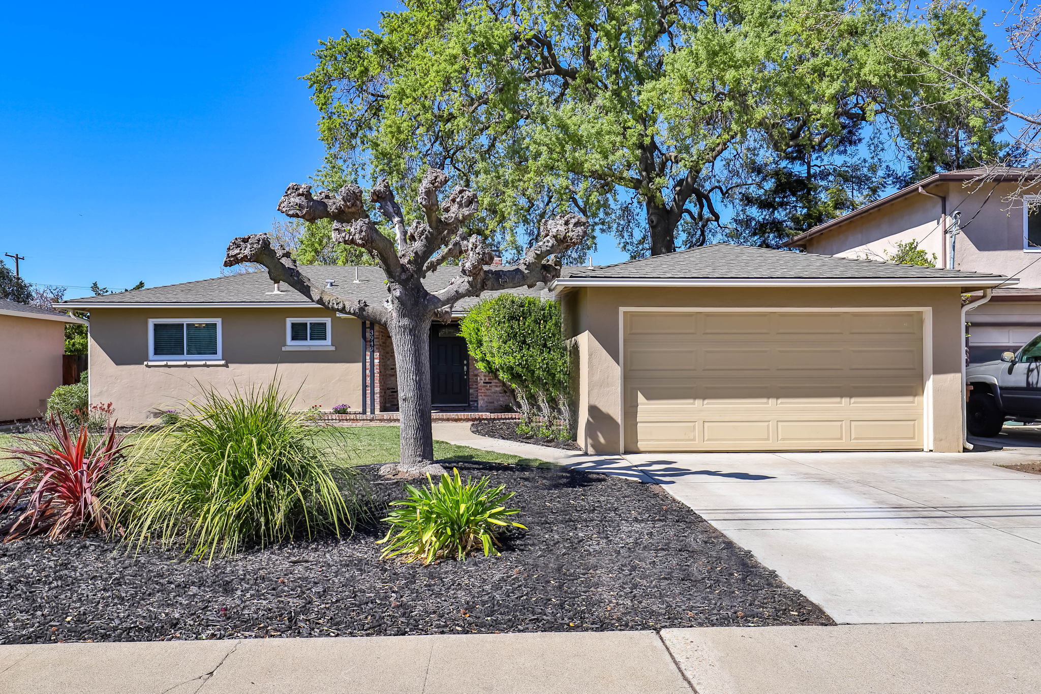 3949 Mulberry Dr, Concord, CA 94519, USA Photo 1