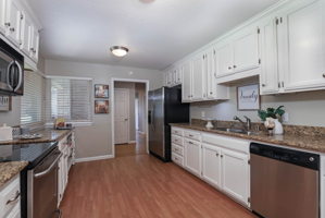 3949 Mulberry Dr, Concord, CA 94519, USA Photo 3