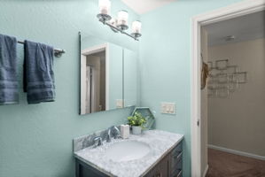  Photo 35