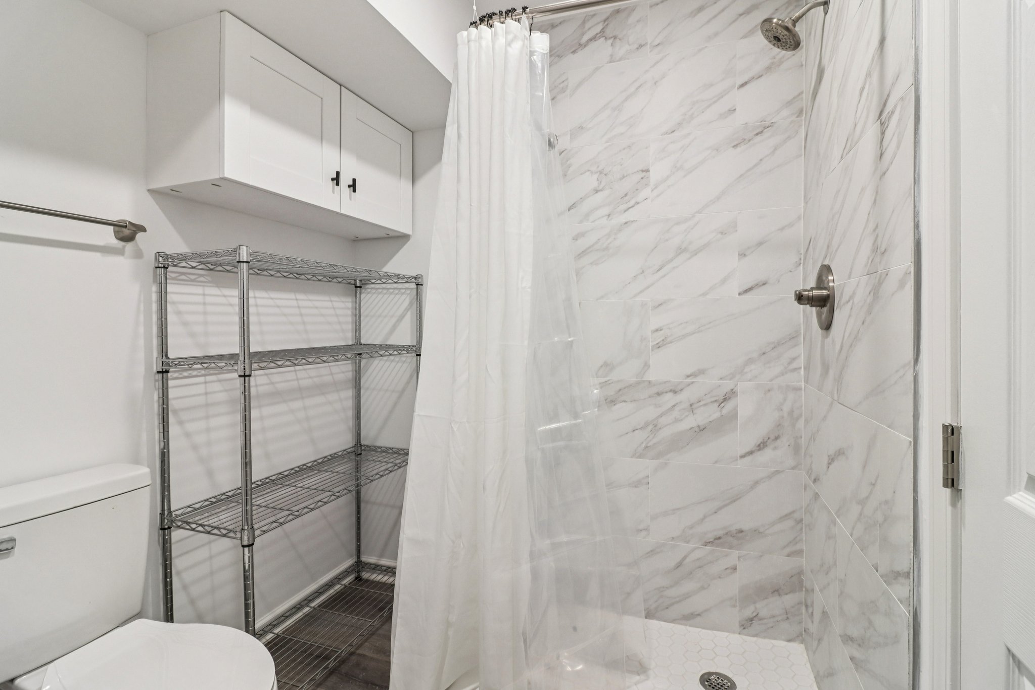 Colchester Dr-S0212-063.jpg