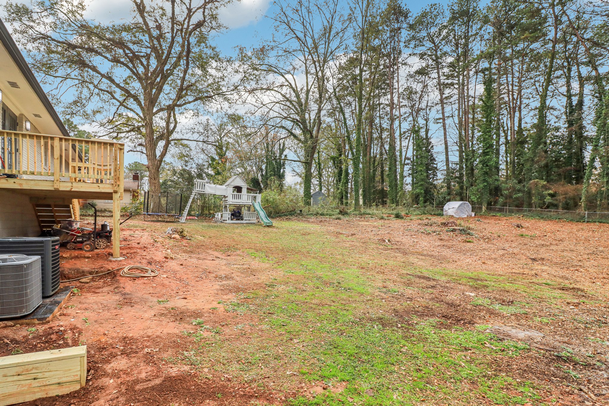 Colchester Dr-S0212-074.jpg