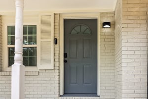 Colchester Dr-S0212-006.jpg