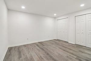 Colchester Dr-S0212-049.jpg