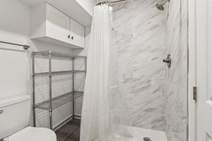 Colchester Dr-S0212-063.jpg