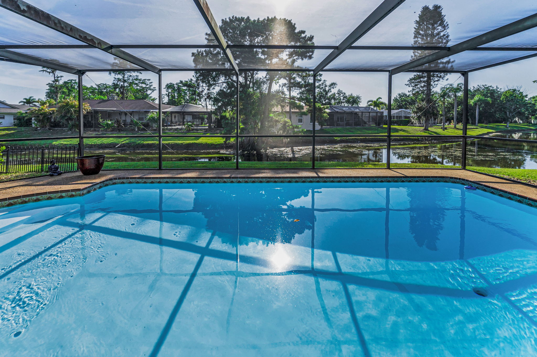 Pool2