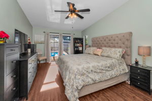 Master Bedroom1a