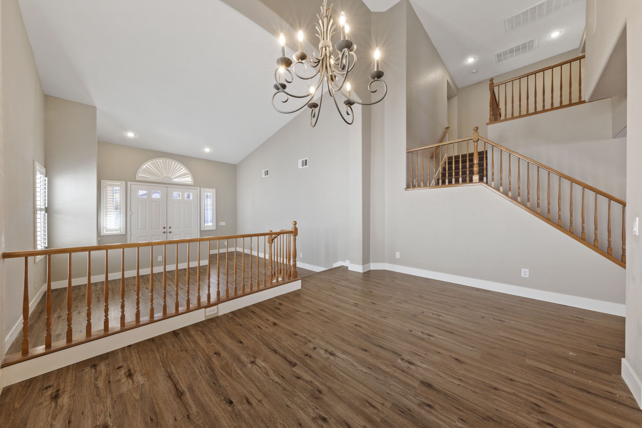 395 Glocker Ct, Henderson, NV 89012, USA Photo 14