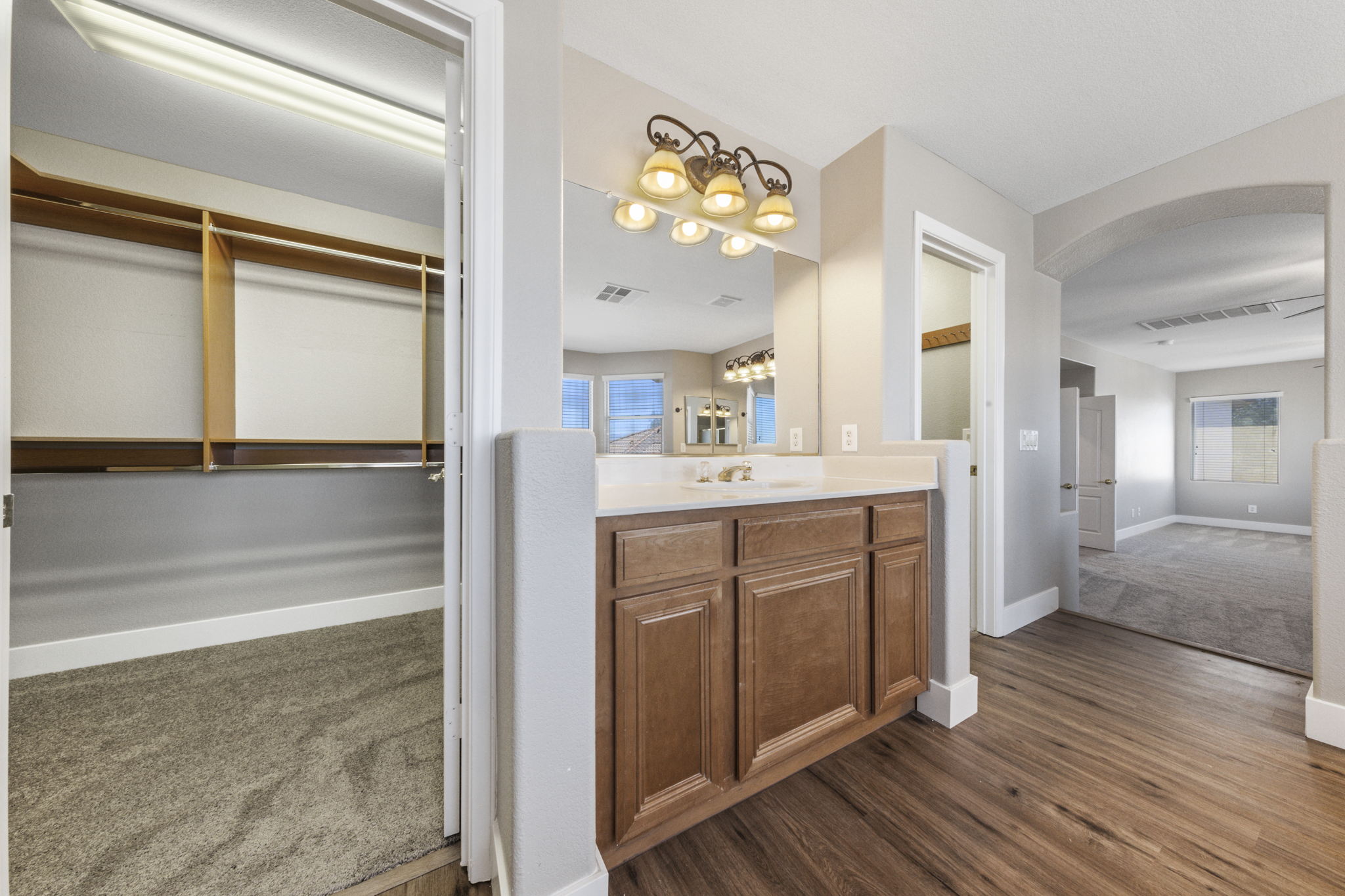 395 Glocker Ct, Henderson, NV 89012, USA Photo 41