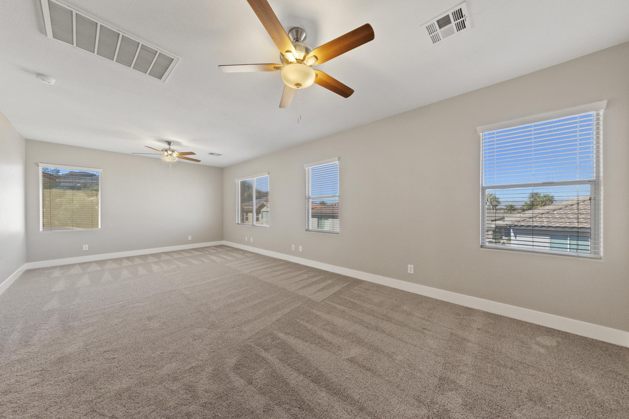 395 Glocker Ct, Henderson, NV 89012, USA Photo 37