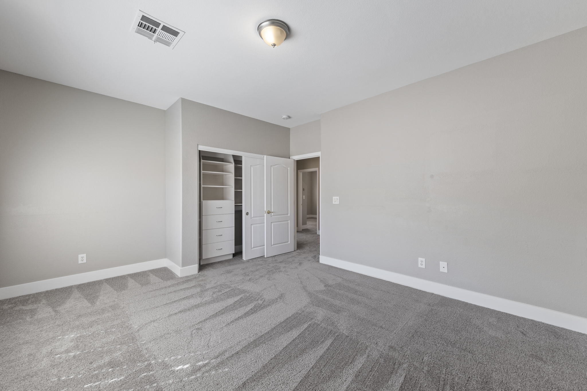 395 Glocker Ct, Henderson, NV 89012, USA Photo 31