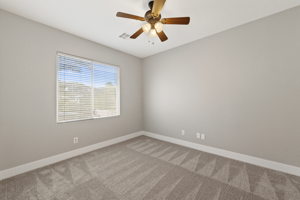 395 Glocker Ct, Henderson, NV 89012, USA Photo 33