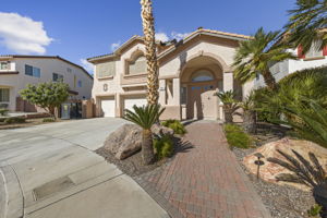395 Glocker Ct, Henderson, NV 89012, USA Photo 1