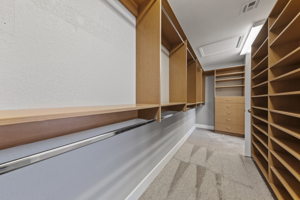 395 Glocker Ct, Henderson, NV 89012, USA Photo 41