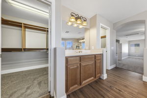 395 Glocker Ct, Henderson, NV 89012, USA Photo 40