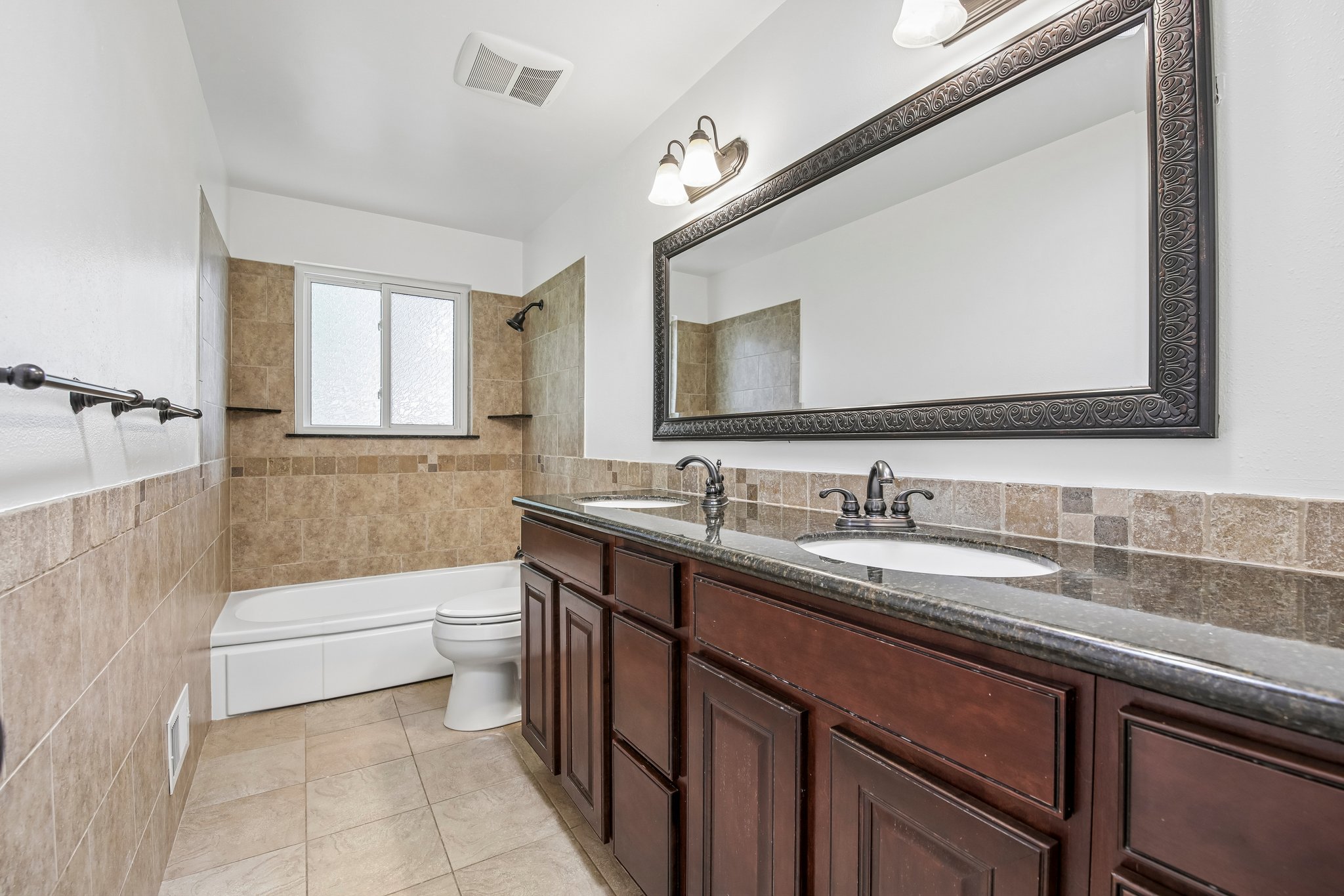 S Olive Way-S2306-020.jpg