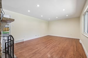 S Olive Way-S2306-008.jpg
