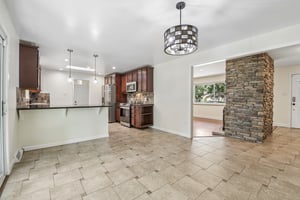 S Olive Way-S2306-013.jpg