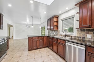 S Olive Way-S2306-015.jpg