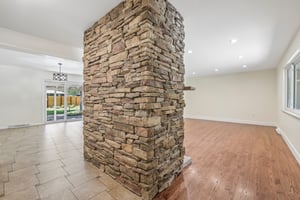 S Olive Way-S2306-018.jpg