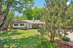 S Olive Way-S2306-044.jpg