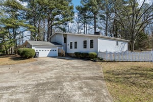 Joyce Ct SE-S1002-002.jpg