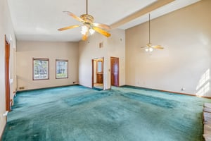 Joyce Ct SE-S1002-011.jpg