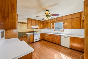 Joyce Ct SE-S1002-015.jpg