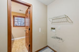 Joyce Ct SE-S1002-022.jpg