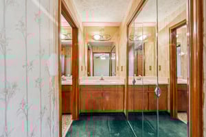 Joyce Ct SE-S1002-026.jpg