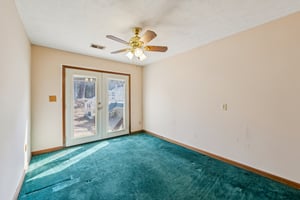 Joyce Ct SE-S1002-032.jpg