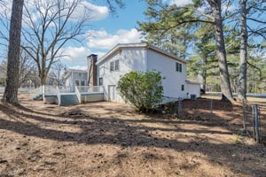 Joyce Ct SE-S1002-038.jpg