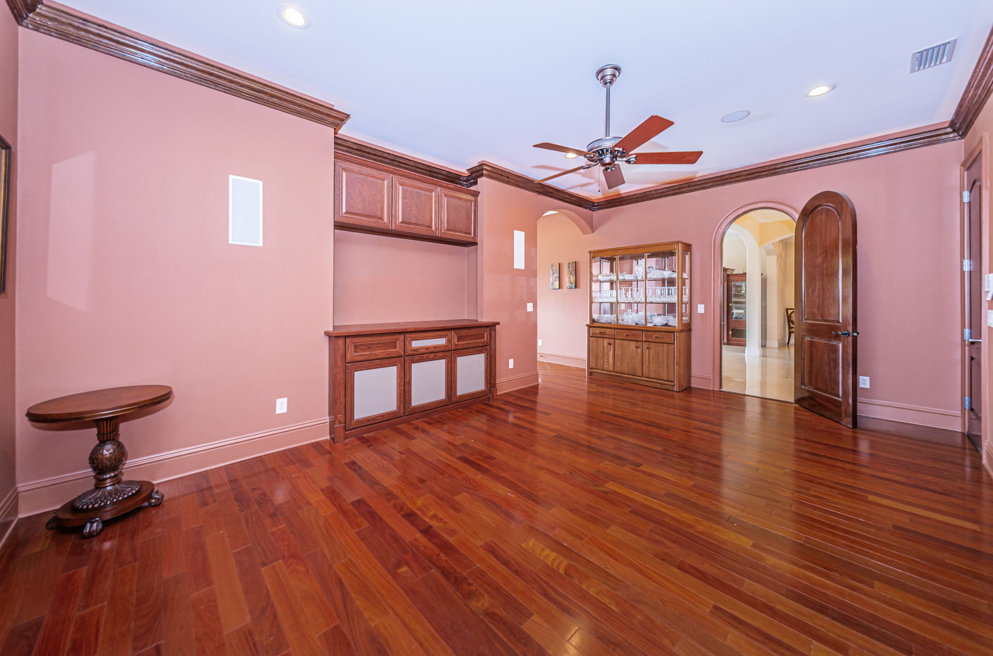 Family Room10