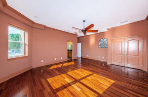 Upper Level Bedroom2c