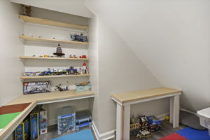  Photo 33