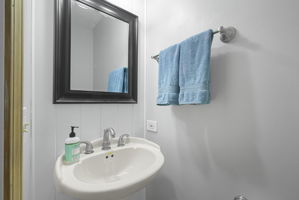  Photo 31