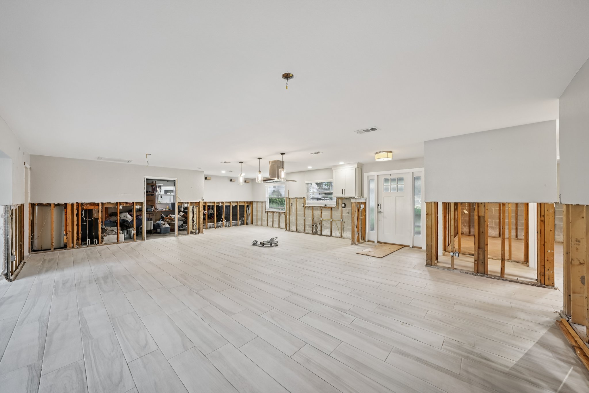 Shore Acres Blvd NE-S2310-007.jpg