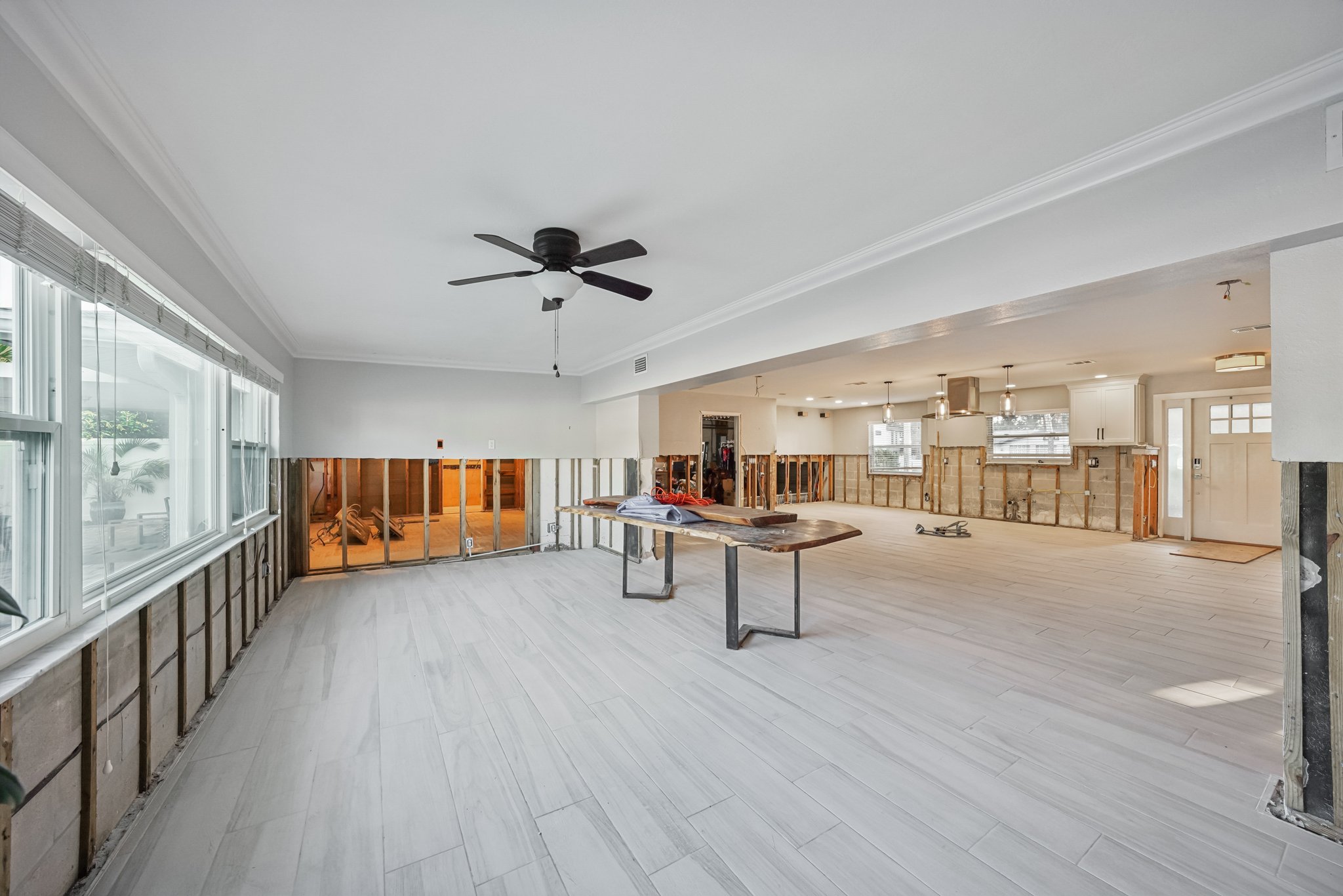 Shore Acres Blvd NE-S2310-025.jpg